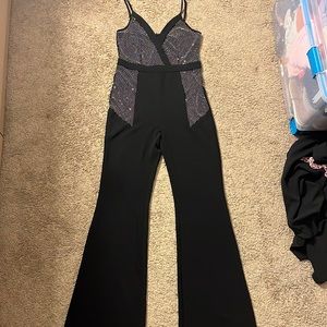 96% polyester,4% spandex. Lining -89% polyester 2% spandex